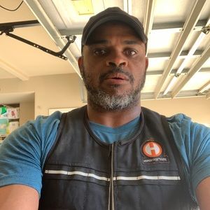 Meet your Posher, Wesley